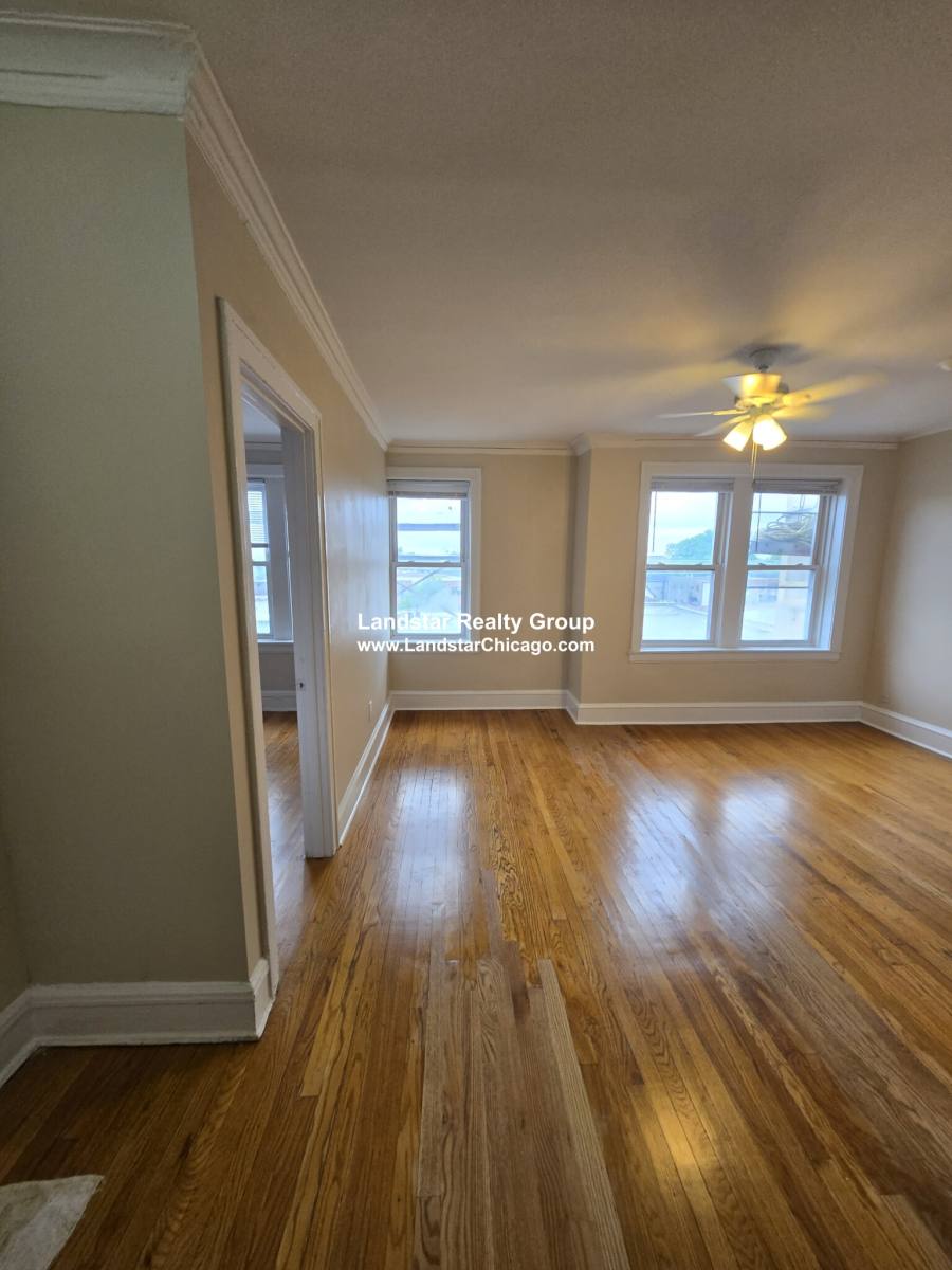 Apartment for rent at 4416 N Whipple #1W, Chicago, IL 60625