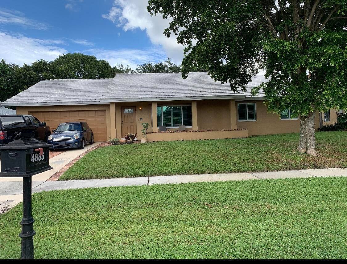 House for rent at 4885 Sugar Pine Dr, Boca Raton, FL 33487