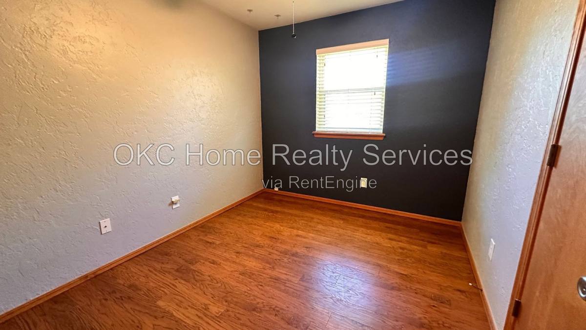 1105 SW 81st St, Oklahoma City, OK 73139 - House for Rent - Image 17
