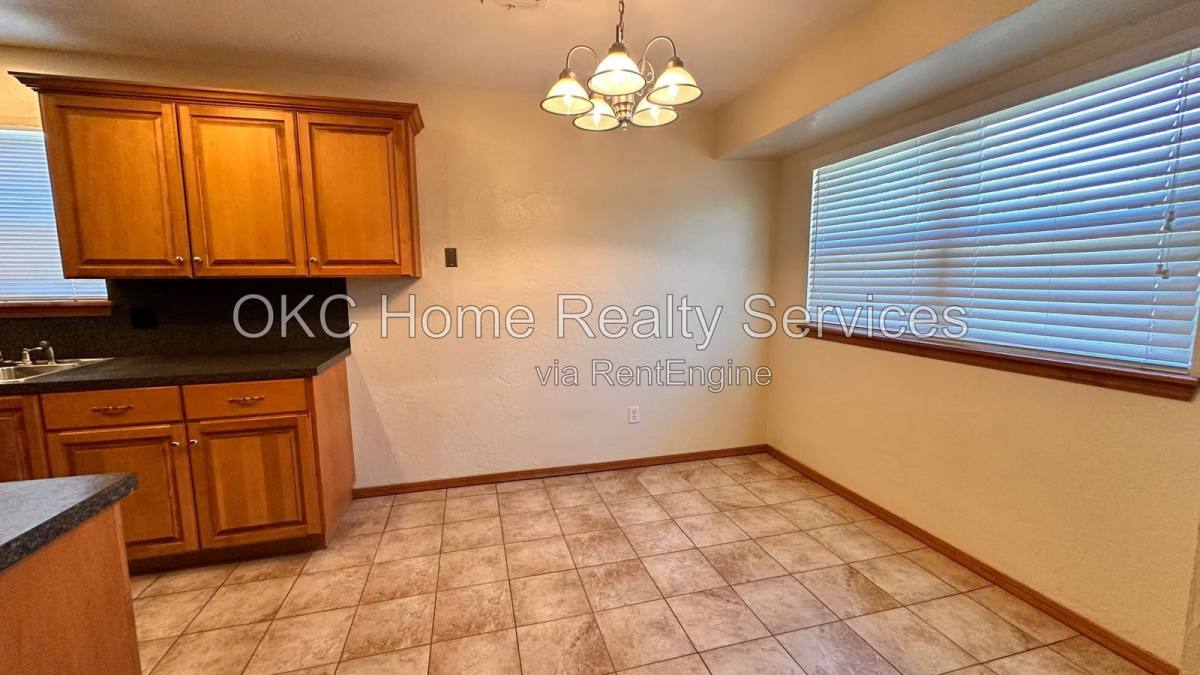 1105 SW 81st St, Oklahoma City, OK 73139 - House for Rent - Image 6