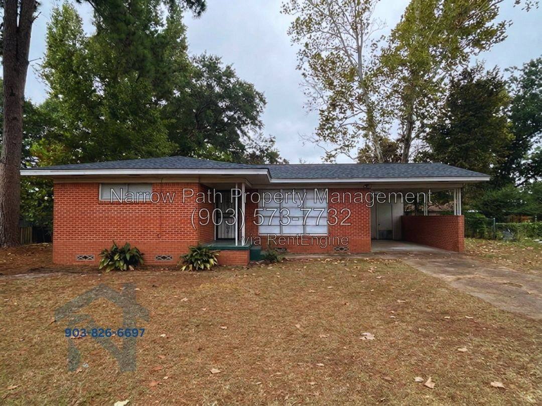 817 Caver St, Atlanta, TX 75551 - House for Rent - Image 1
