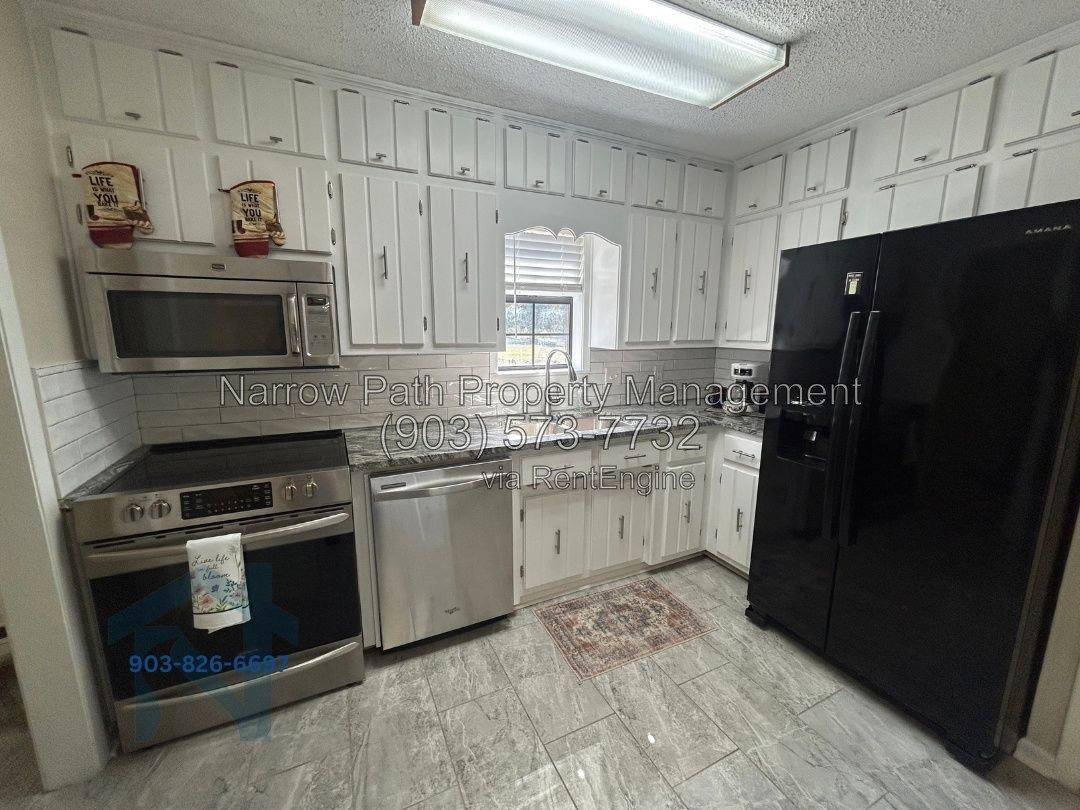 138 County Rd 4232, Atlanta, TX 75551 - House for Rent - Image 3