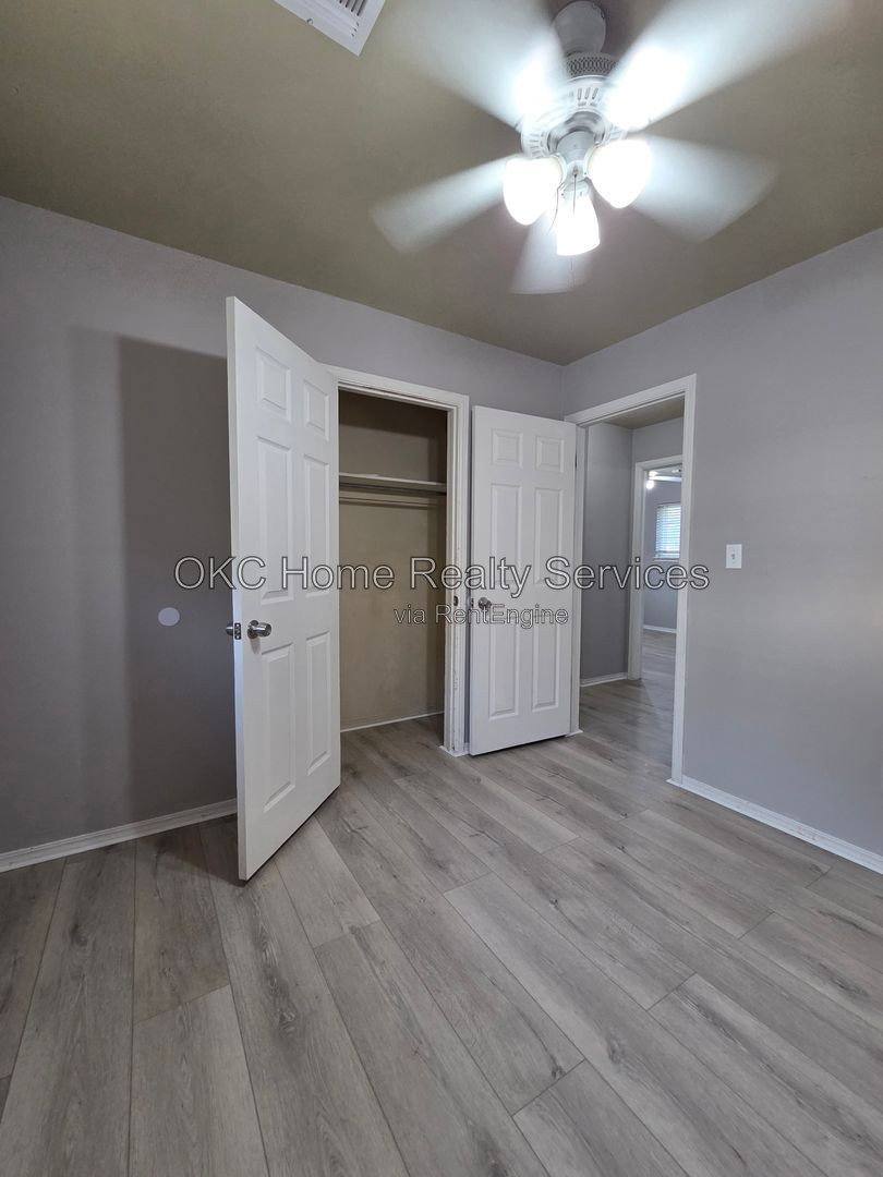 100 S Dallas Ave, Moore, OK 73160 - House for Rent - Image 9