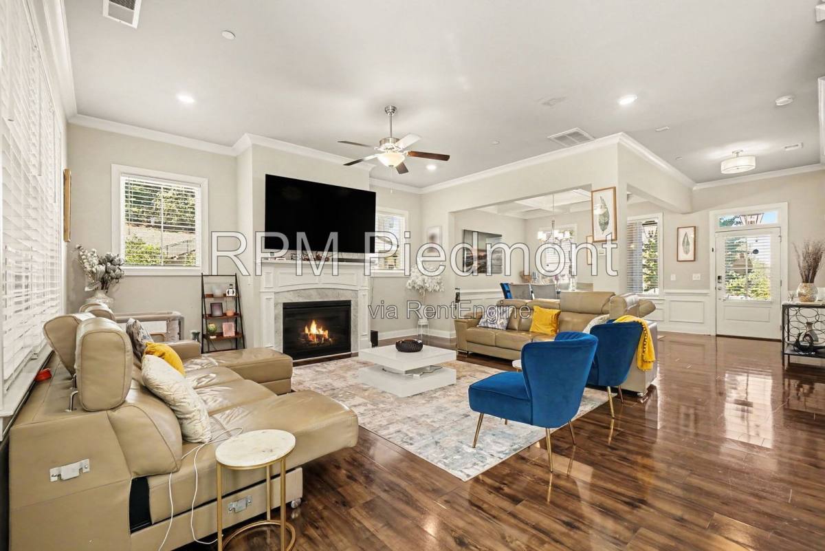 328 Senna St, Marietta, GA 30064 - House for Rent - Image 2