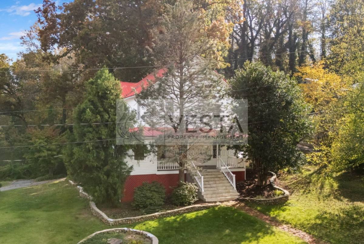 195 Terrace Dr, Canton, NC 28716 - House for Rent - Image 4