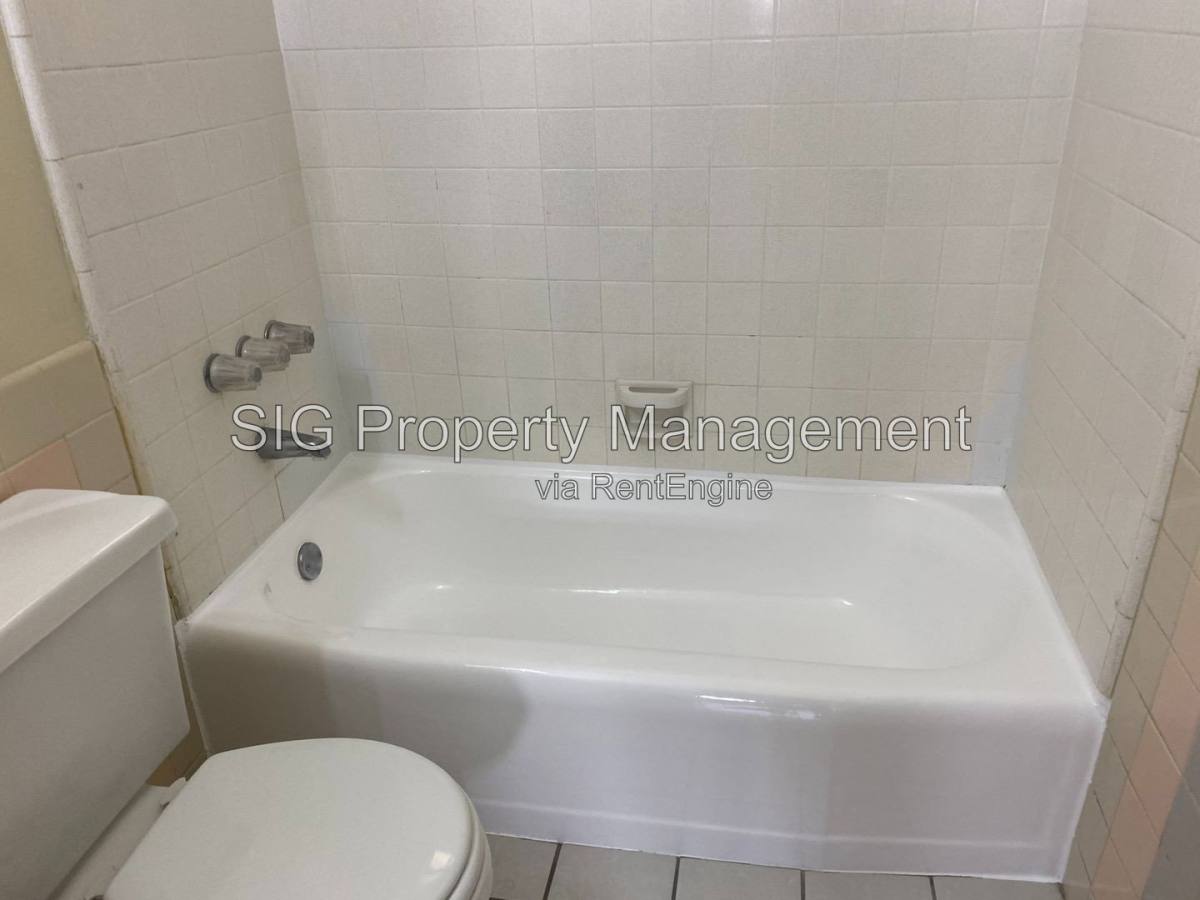 1007 N Louise St #G, Glendale, CA 91207 - Apartment for Rent - Image 11