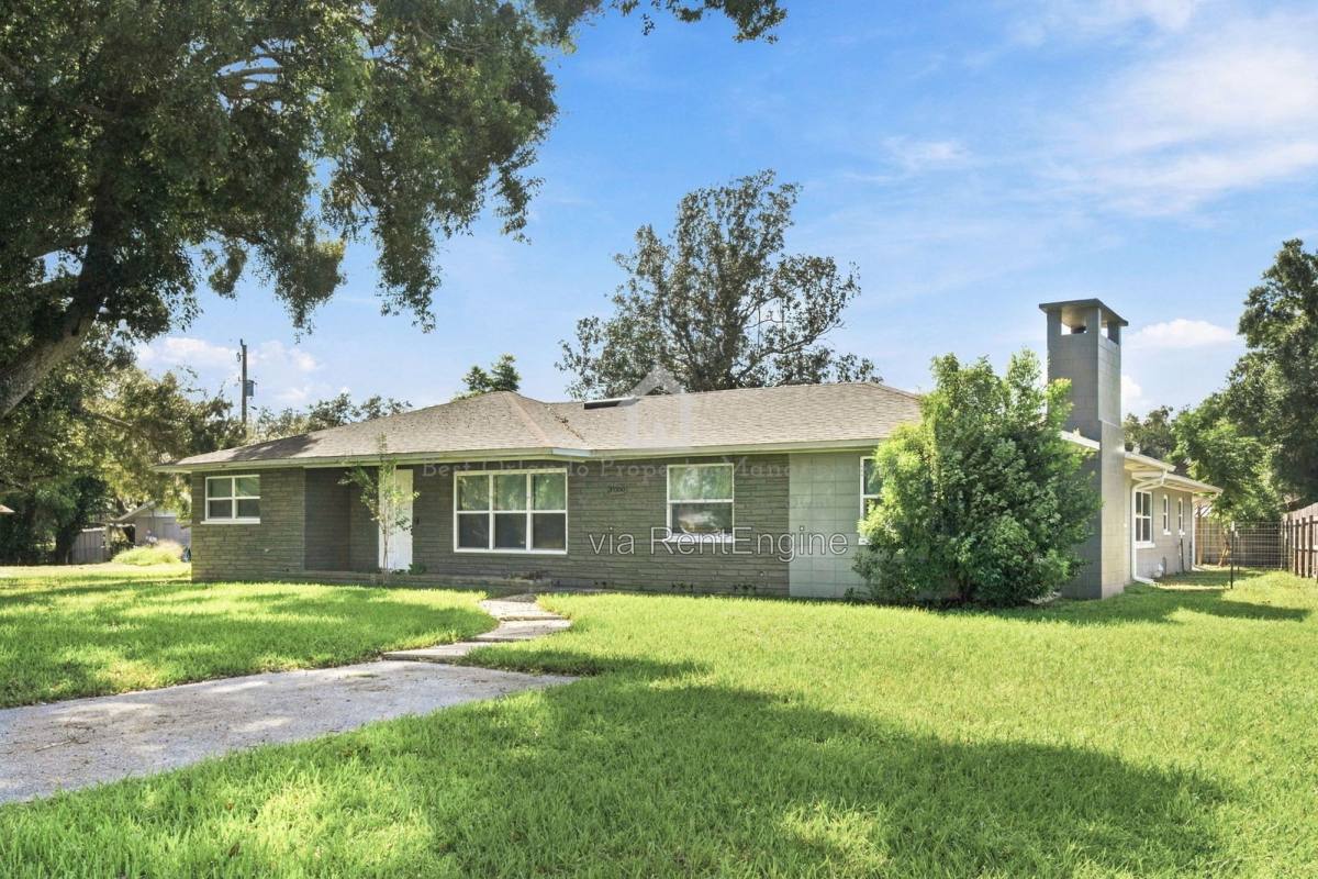 37350 Turner Dr, Umatilla, FL 32784 - House for Rent - Image 5