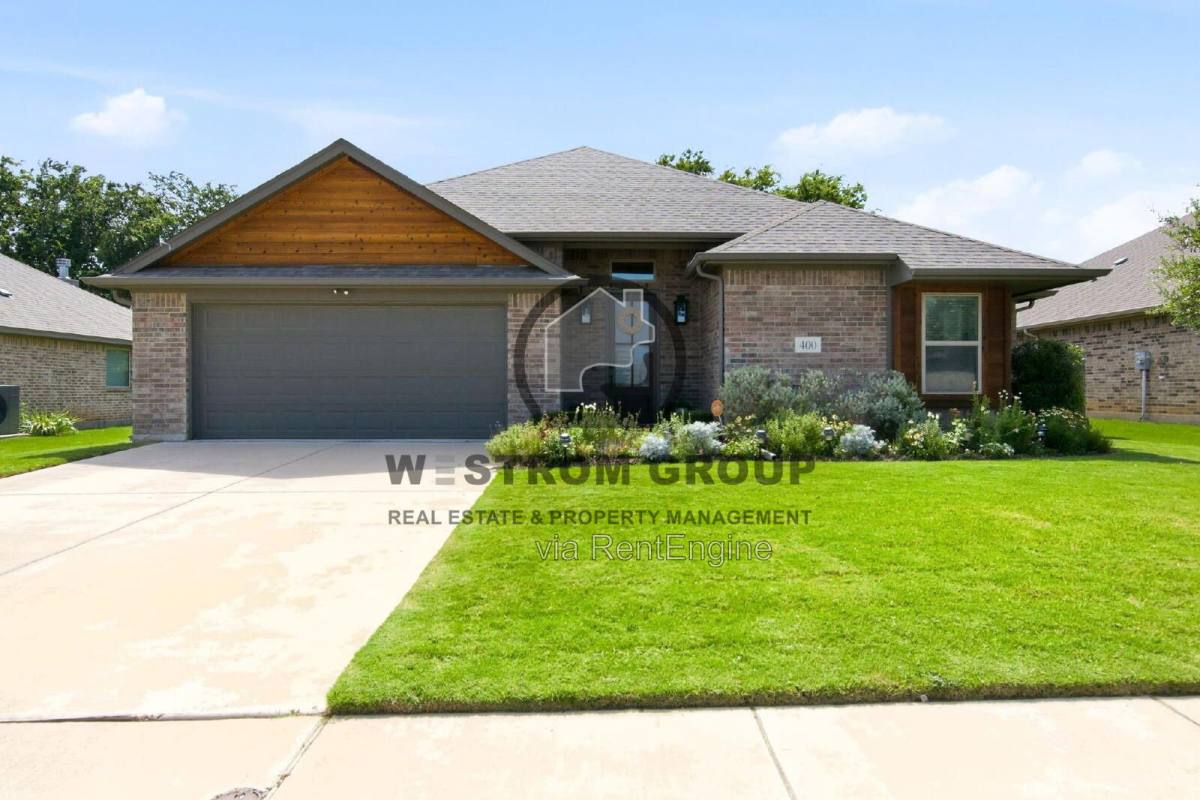 House for rent at 400 Brinkley Dr, Fort Worth, TX 76179