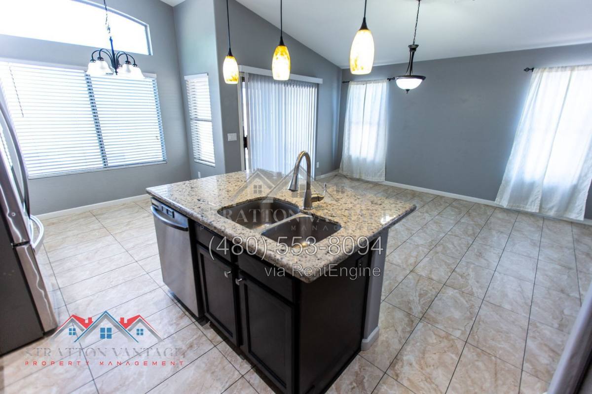 2251 S 63rd Dr, Phoenix, AZ 85043 - House for Rent - Image 18