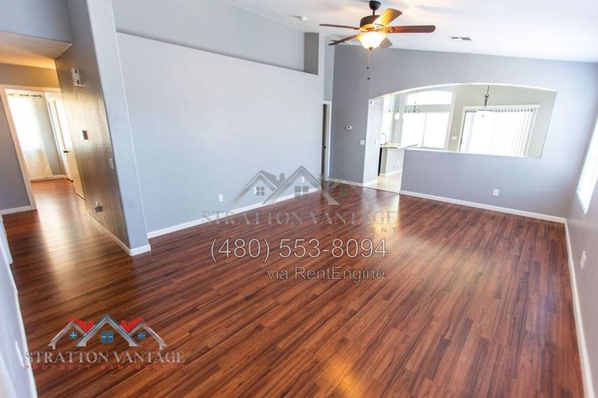 2251 S 63rd Dr, Phoenix, AZ 85043 - House for Rent - Image 8