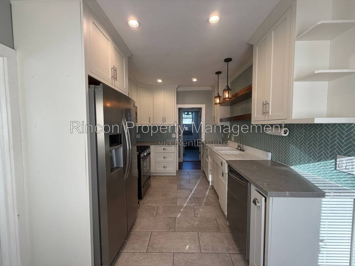 House for rent at 389 Hurst Ave, Ventura, CA 93001
