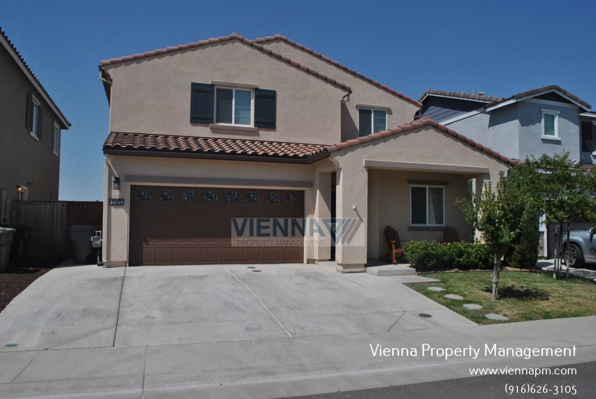 7185 Star Trail Way, Roseville, CA 95747 - House for Rent - Image 2