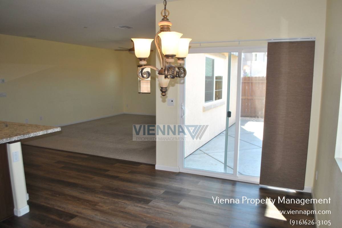 7185 Star Trail Way, Roseville, CA 95747 - House for Rent - Image 10