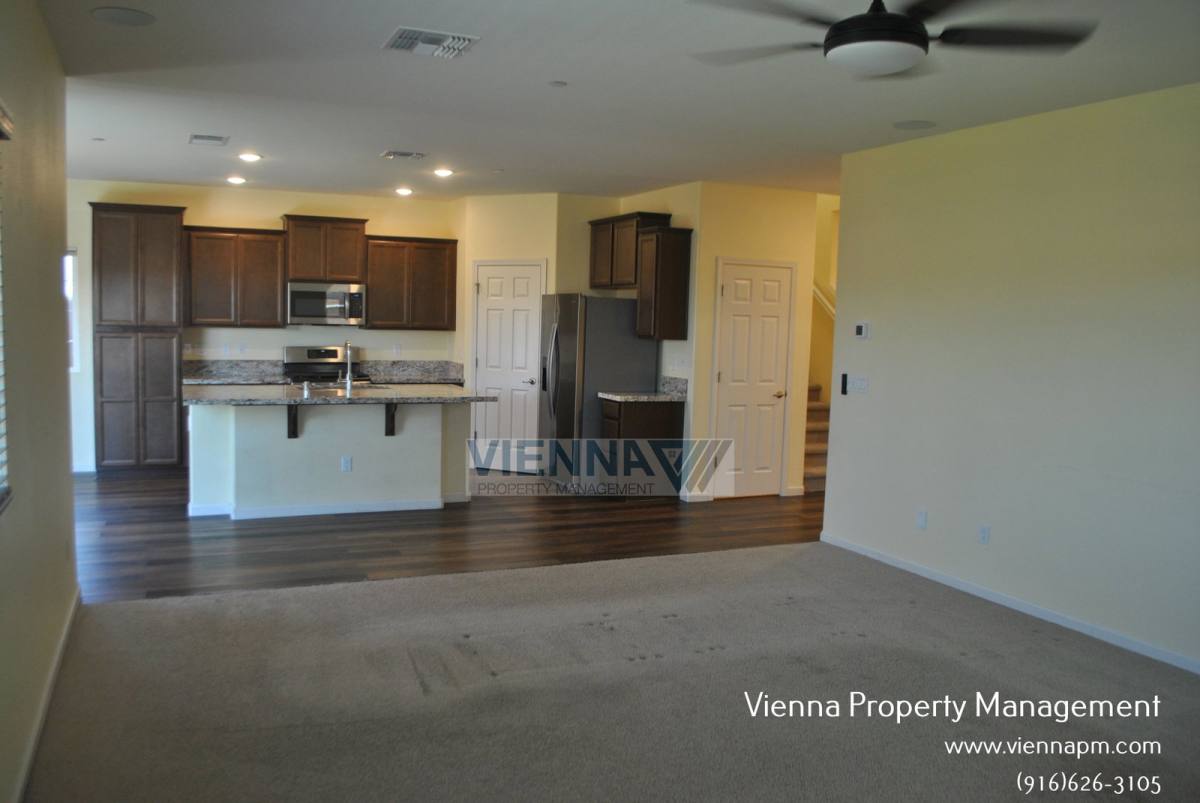 7185 Star Trail Way, Roseville, CA 95747 - House for Rent - Image 8