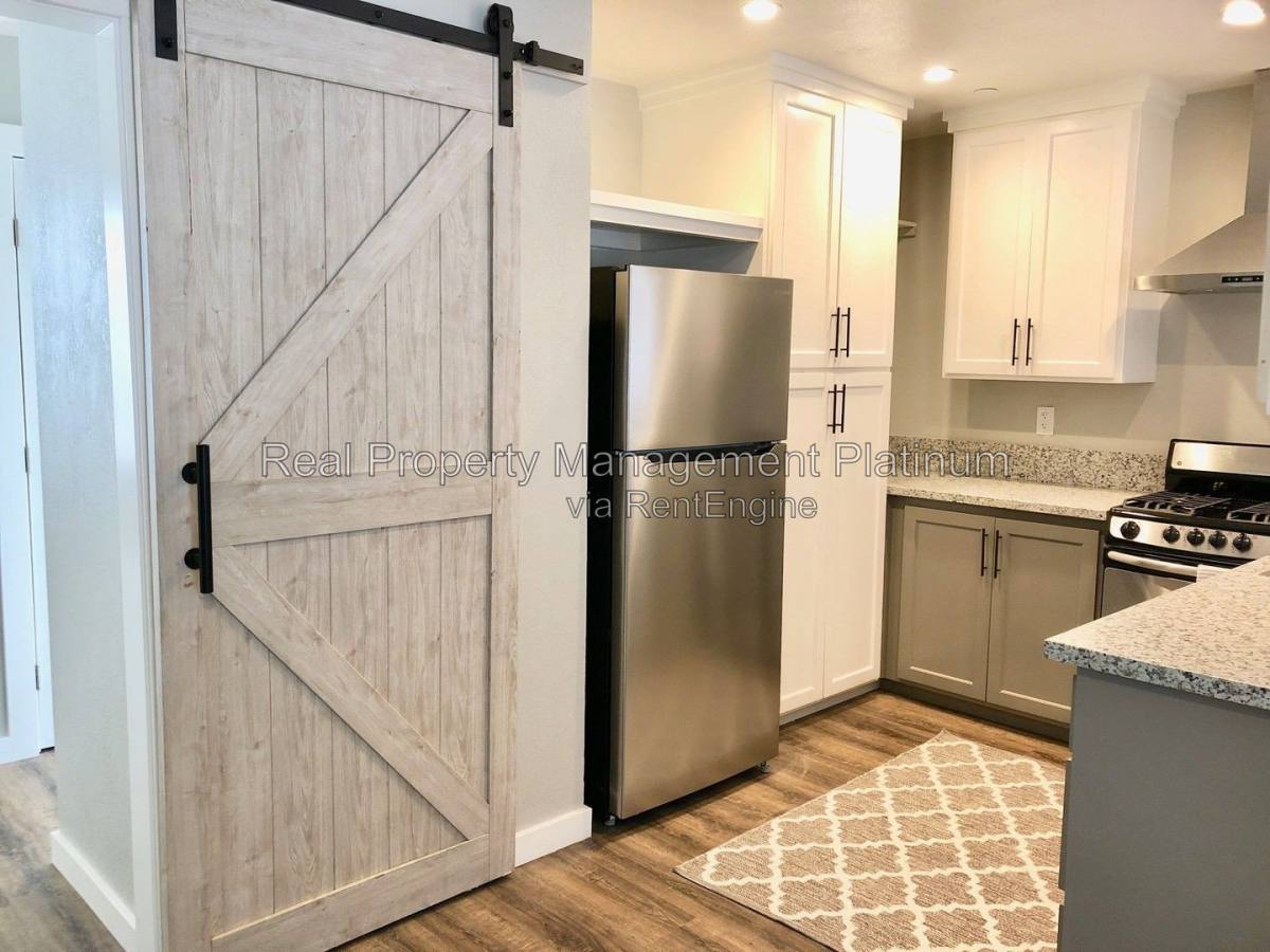 62 Woodworth Ave #B, Clovis, CA 93612 - Apartment for Rent - Image 12
