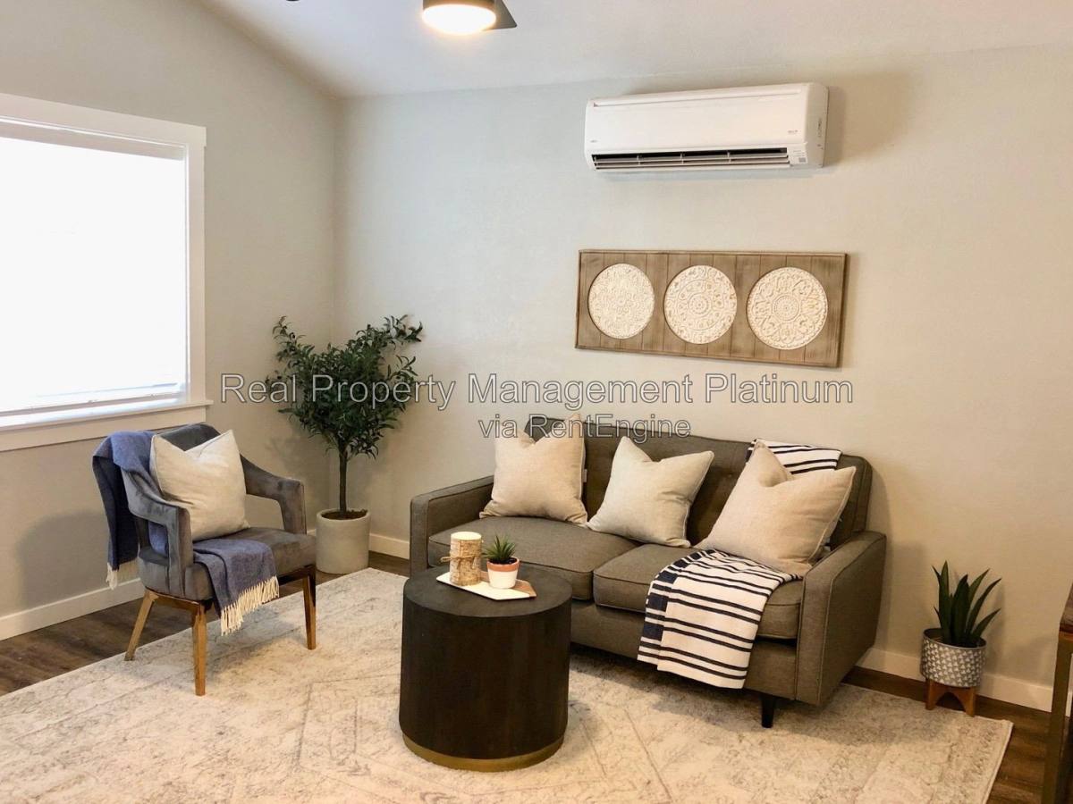 62 Woodworth Ave #B, Clovis, CA 93612 - Apartment for Rent - Image 9