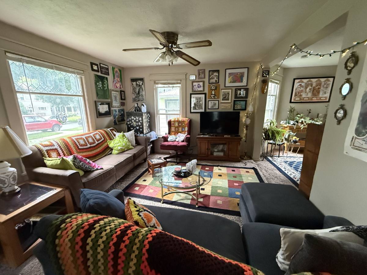 1032 26th Ave SE, Minneapolis, MN 55414 - House for Rent - Image 2