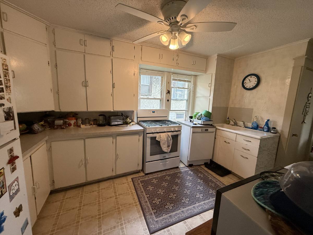 1032 26th Ave SE, Minneapolis, MN 55414 - House for Rent - Image 8