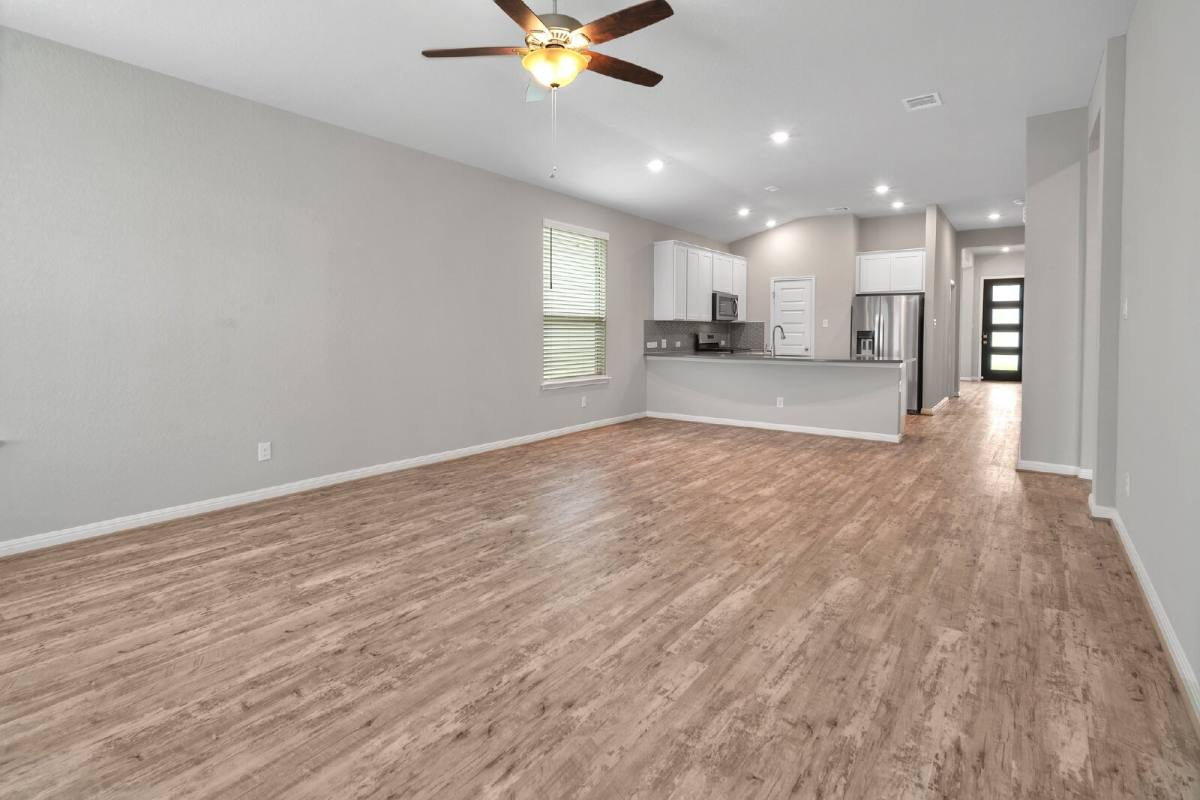 11660 Bakersfield Pass, San Antonio, TX 78245 - House for Rent - Image 9