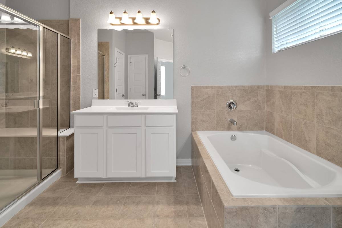 11660 Bakersfield Pass, San Antonio, TX 78245 - House for Rent - Image 12