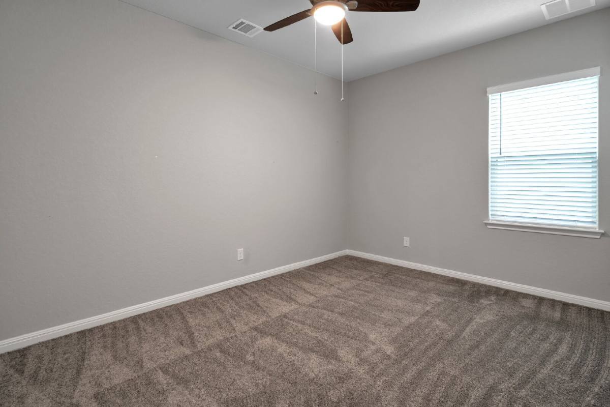 11660 Bakersfield Pass, San Antonio, TX 78245 - House for Rent - Image 17