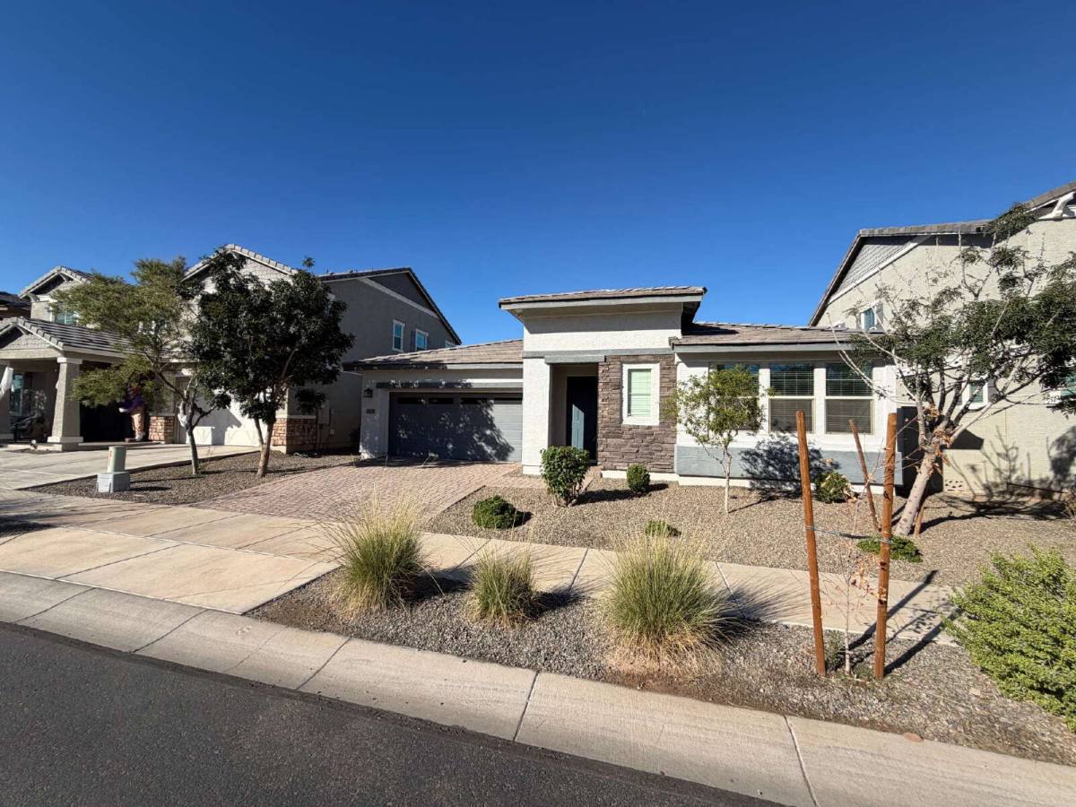 House for rent at 25772 S 226th Place, Queen Creek, AZ 85142