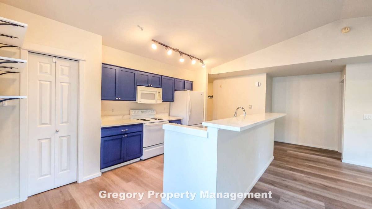 2009 196th St SE #A305, Bothell, WA 98012 - Condo for Rent - Image 15