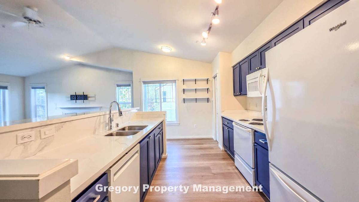 2009 196th St SE #A305, Bothell, WA 98012 - Condo for Rent - Image 12