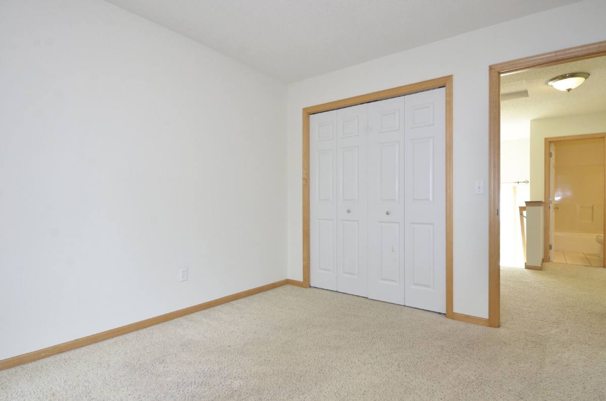 11296 Baltimore St NE #B, Minneapolis, MN 55449 - House for Rent - Image 12