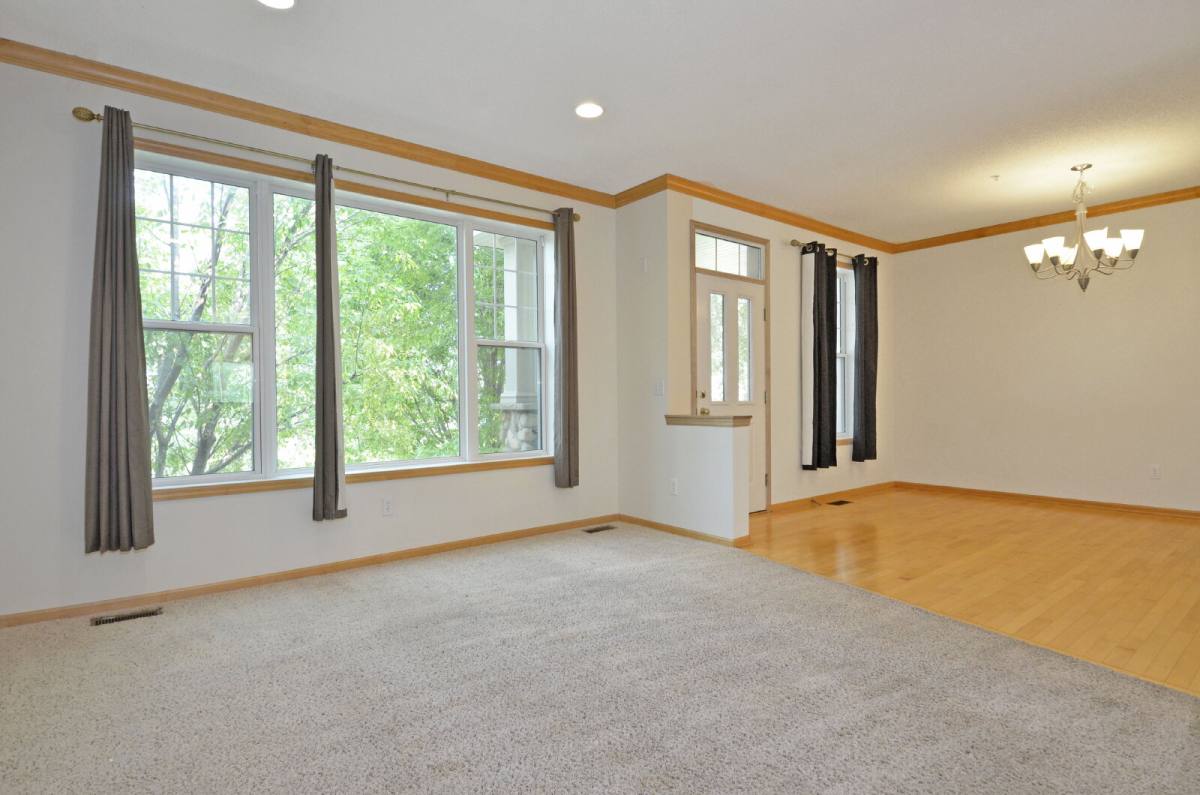 11296 Baltimore St NE #B, Minneapolis, MN 55449 - House for Rent - Image 4