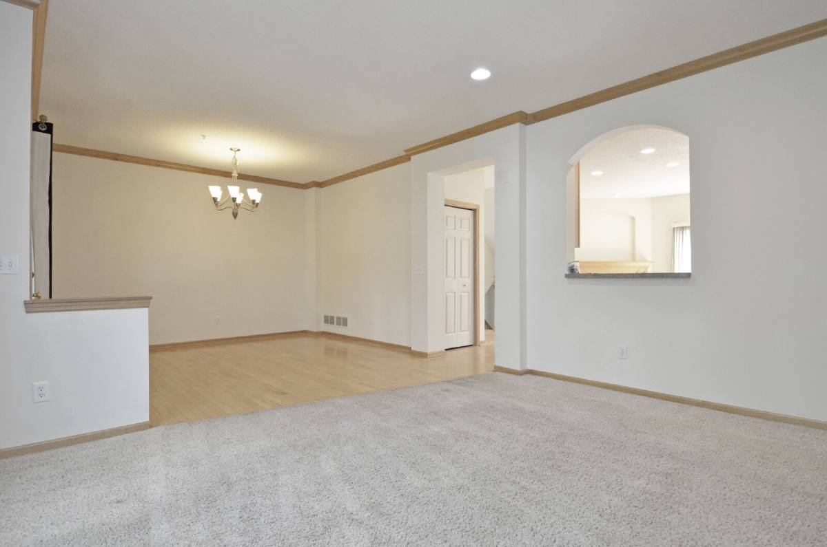 11296 Baltimore St NE #B, Minneapolis, MN 55449 - House for Rent - Image 5