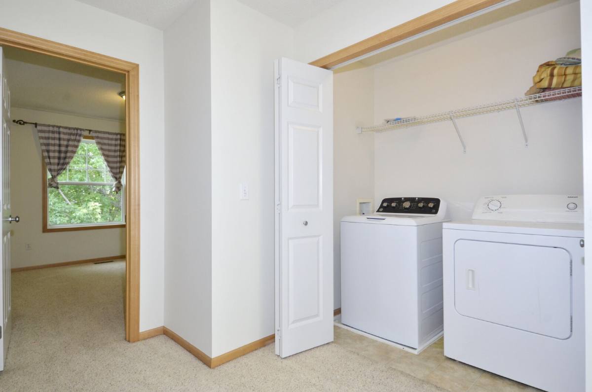 11296 Baltimore St NE #B, Minneapolis, MN 55449 - House for Rent - Image 10