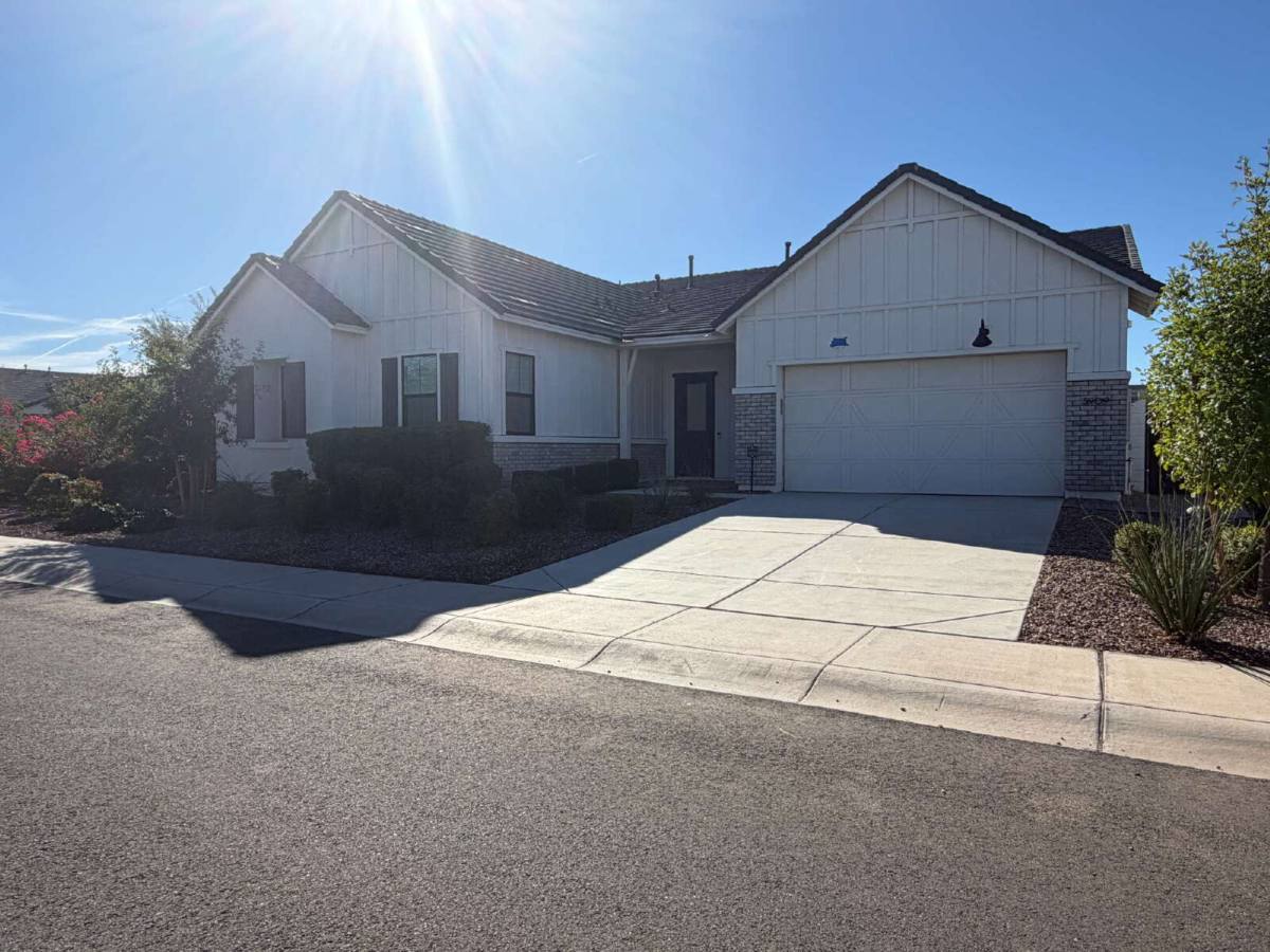 3909 Ruby Way, Queen Creek, AZ 85142 - House for Rent - Image 3