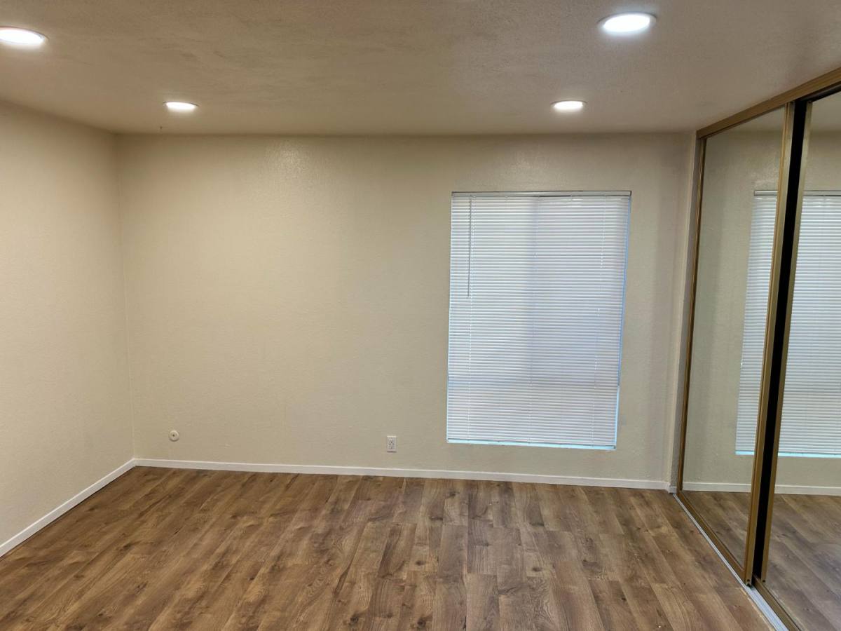 2452 Larkspur Lane, Sacramento, CA 95825 - Apartment for Rent