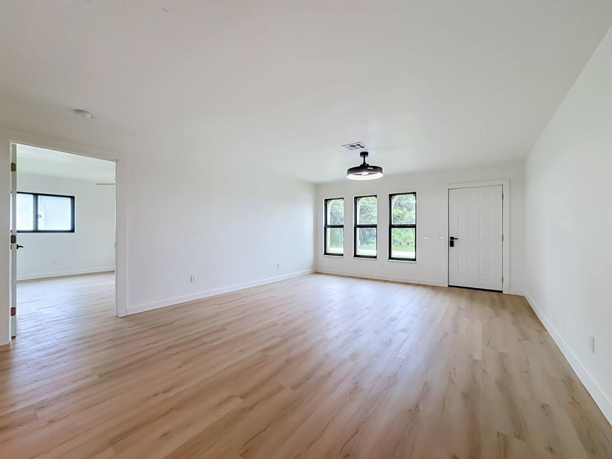 2817 3rd St W, Lehigh Acres, FL 33971 - House for Rent - Image 6