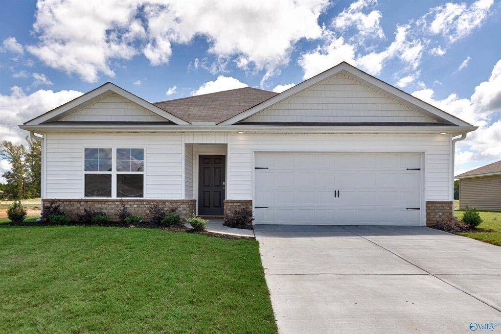 House for rent at 221 Chubbs Lane, Owens Cross Roads, AL 35763