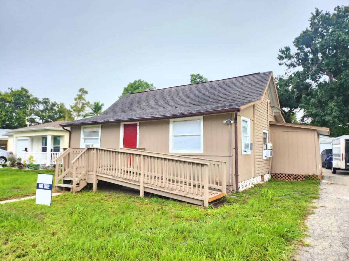 House for rent at 2328 Willard St, Fort Myers, FL 33901