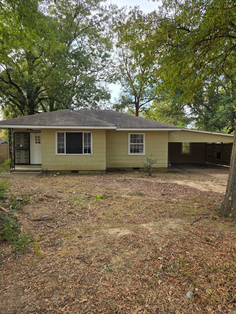 Apartment for rent at 83 Ingram St #1, Jackson, TN 38305