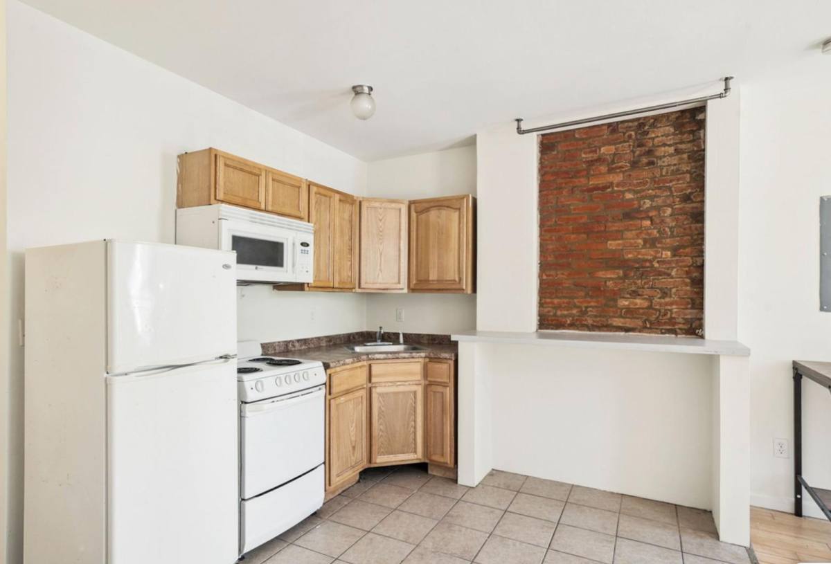 Apartment for rent at 1616 N Willington St #1, Philadelphia, PA 19121