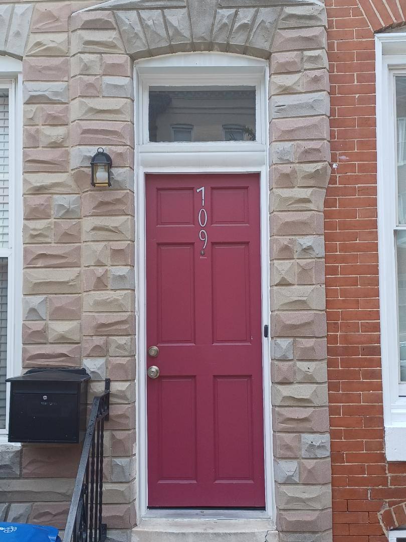 Apartment for rent at 709 Portland St, Room 3, Baltimore, MD 21230