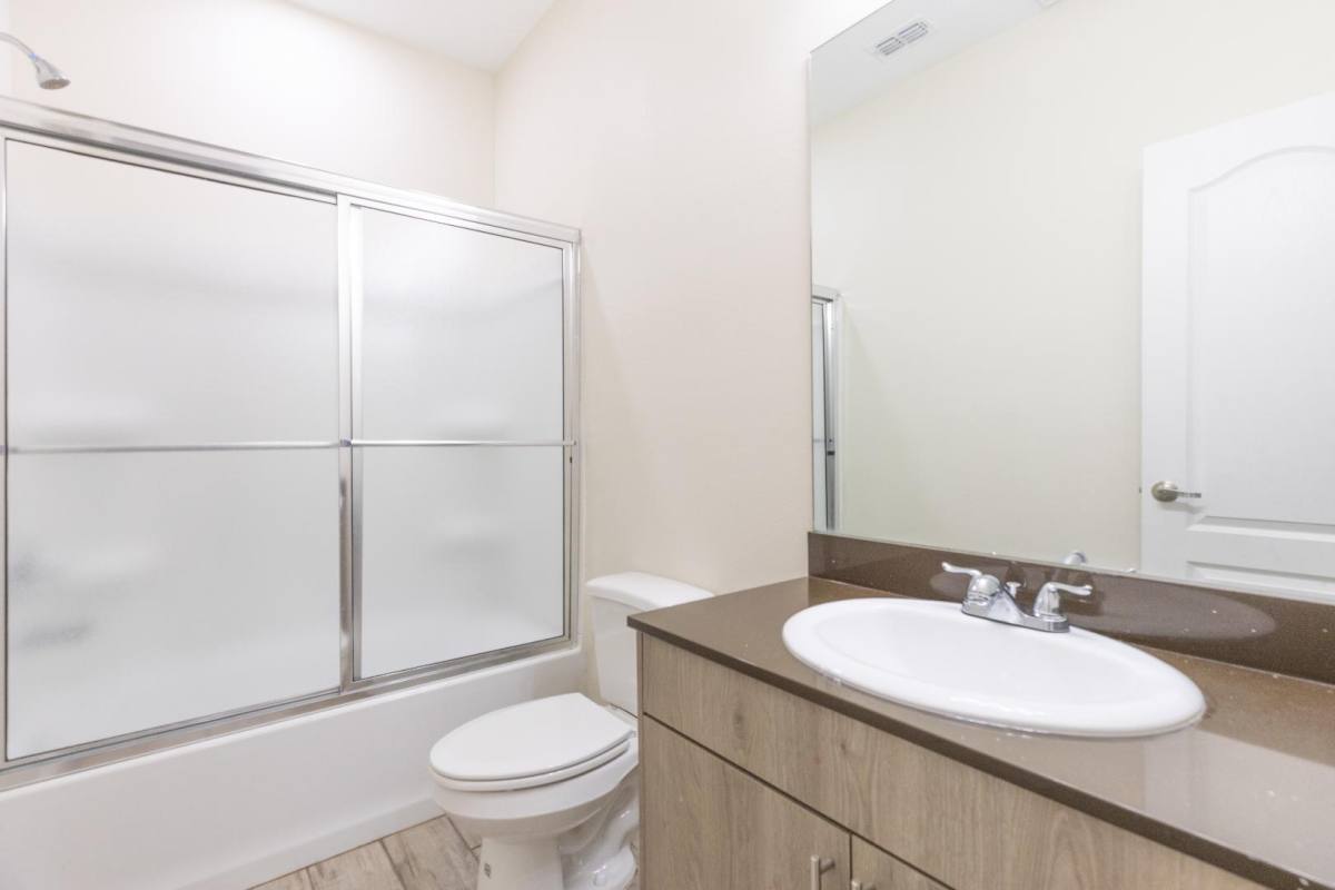1705 W Greenwich St #4, Edinburg, TX 78541 - Apartment for Rent - Image 17