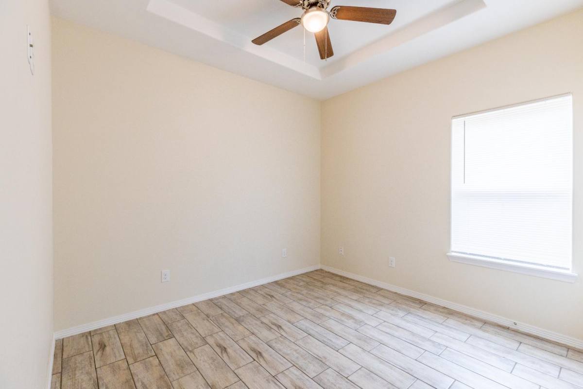 1705 W Greenwich St #4, Edinburg, TX 78541 - Apartment for Rent - Image 13