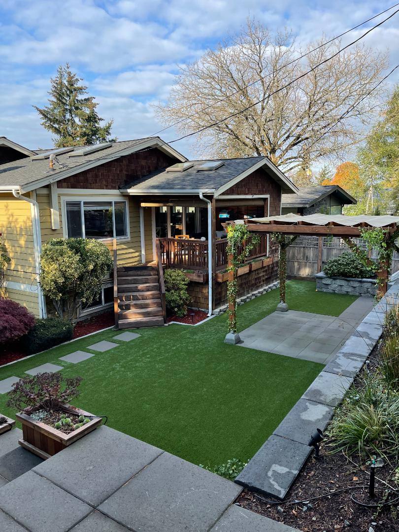 1849 1st St, Kirkland, WA 98033 - House for Rent - Image 2