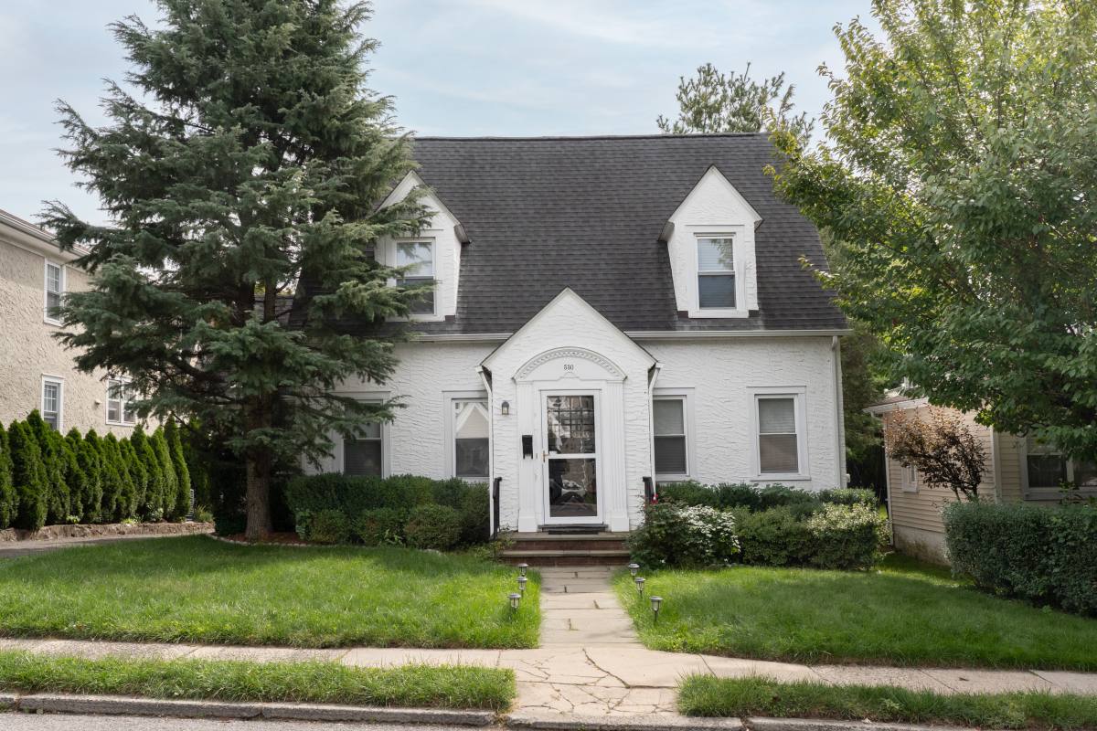 House for rent at 530 Stanley Ave, Mamaroneck, NY 10543