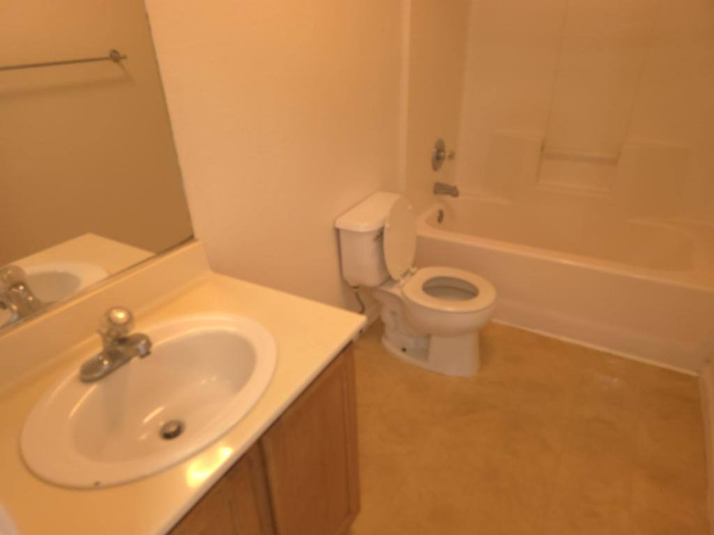 3261 Ripplerock Lane, Stockton, CA 95206 - House for Rent - Image 9