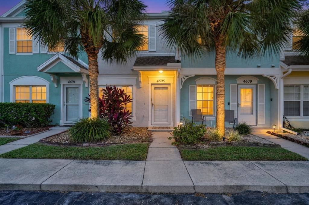 4605 Sabal Key Dr, Bradenton, FL 34203 - Townhouse for Rent - Image 1