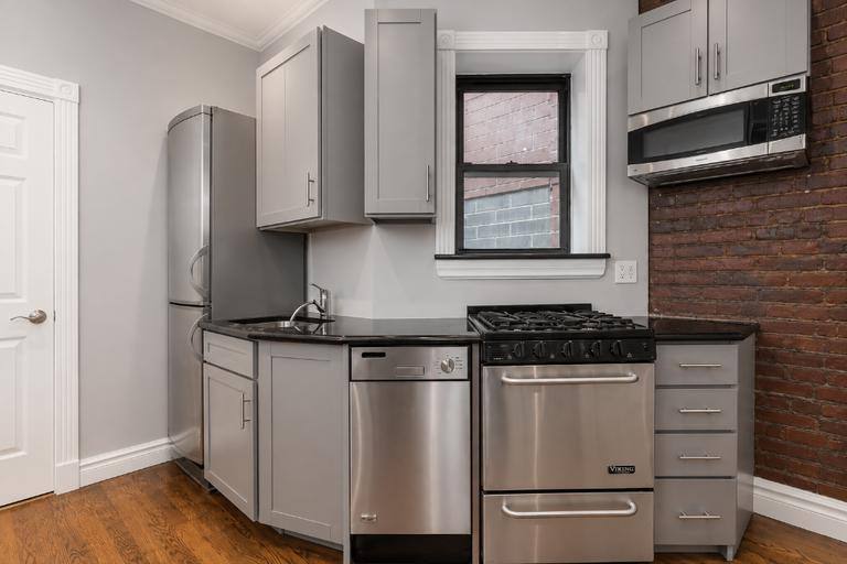 219 E 23rd St #20, New York, NY 10010 - Apartment for Rent - Image 4
