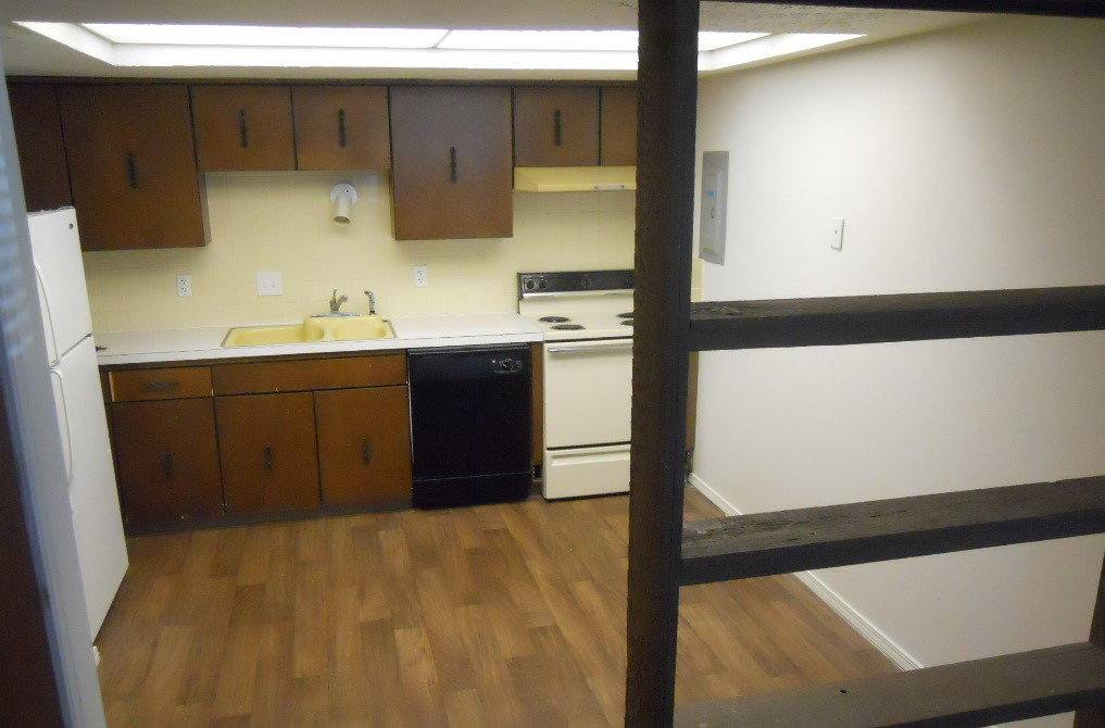 2014 W 27th St #2, Lawrence, KS 66046 - Apartment for Rent - Image 2