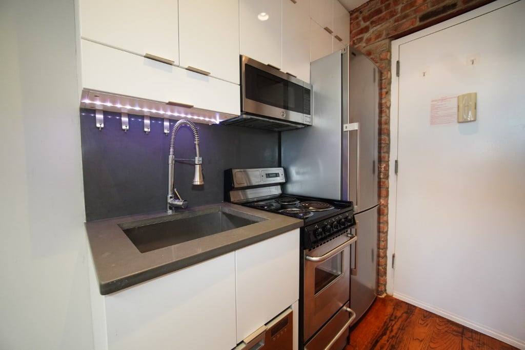 234 W 14th St #5C, New York, NY 10011 - Apartment for Rent - Image 10