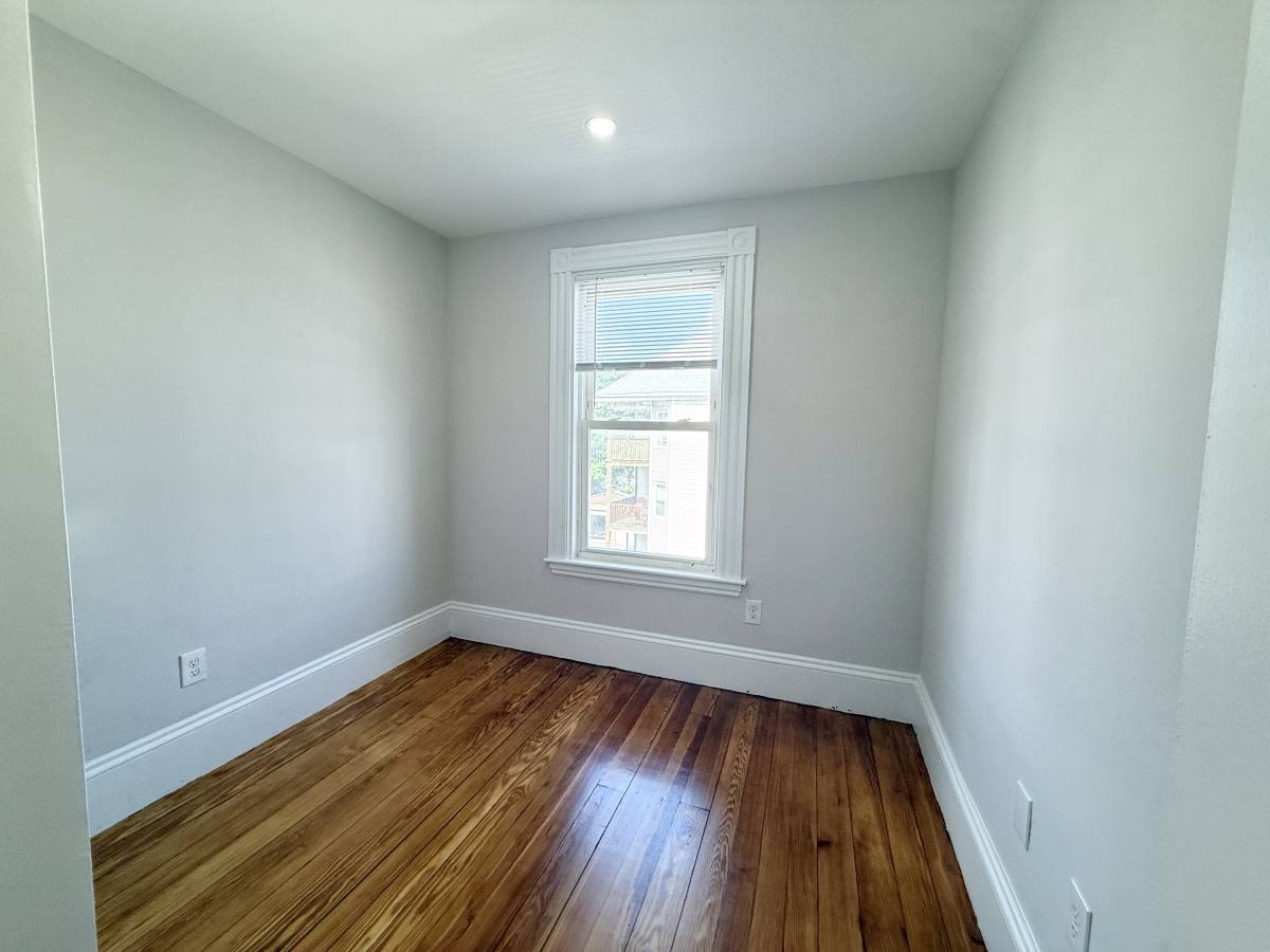 71 Saxton St #3, Dorchester, MA 02125 - Apartment for Rent - Image 4